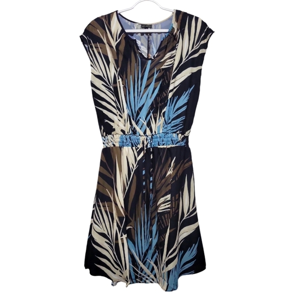 Coco + Carmen Dresses & Skirts - Coco + Carmen Tropical Leaf Print Dress S/M NWT